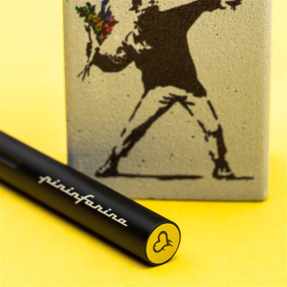 اتود Pininfarina Smart Banksy Flower مشکی زرد details