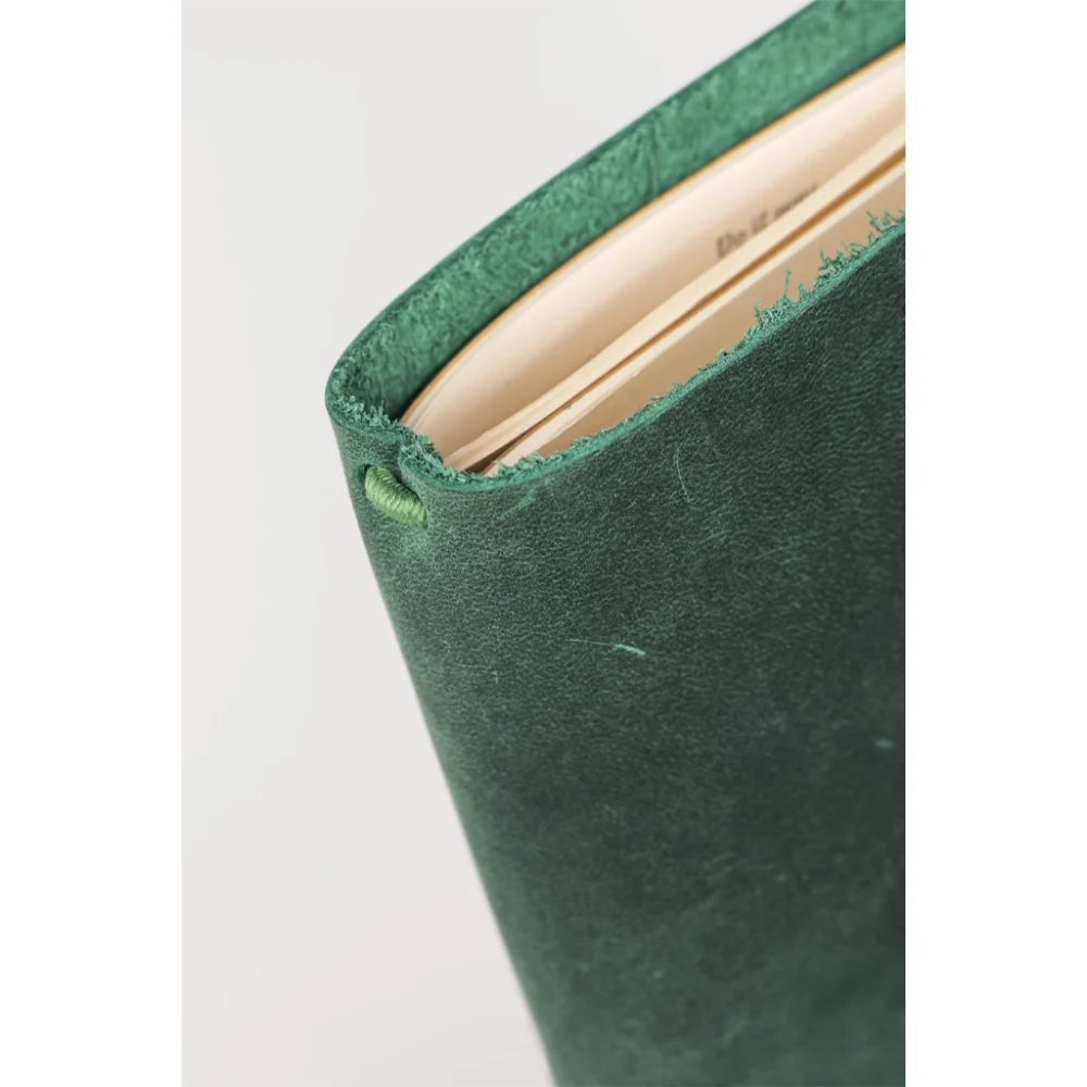 دفتر یادداشت جوهر Traveler's Notebook سبز